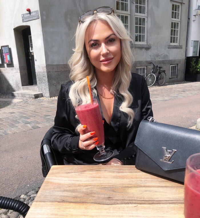 Clip on extensions 50cm #60a Platinum Blonde - Image 5